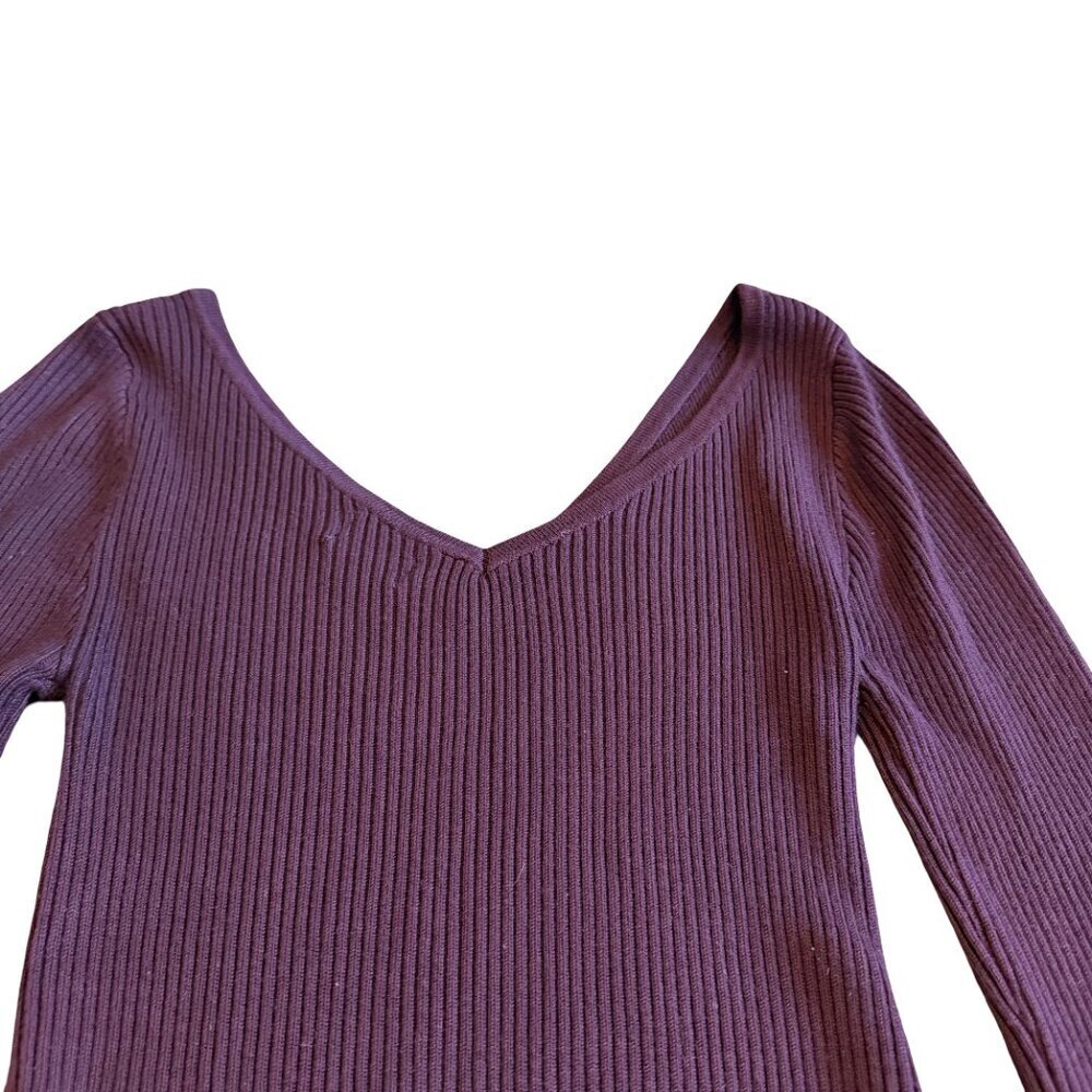 Beverly and Beck PacSun Purple Cropped Sweater Plunging Neckline Size Small - Picture 8 of 11
